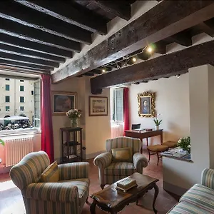 https://bb-arena-di-lucca.it-tuscanyhotel.com